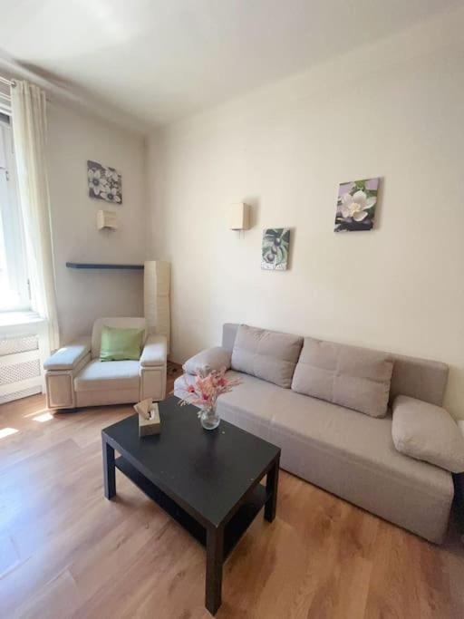 Diamond By The Church Apartment Budapest